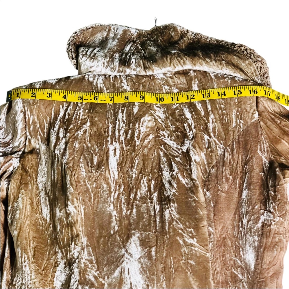 Rare Vintage Chayes Beige Crushed Velvet Princess Coat Robe - Picture 14 of 14
